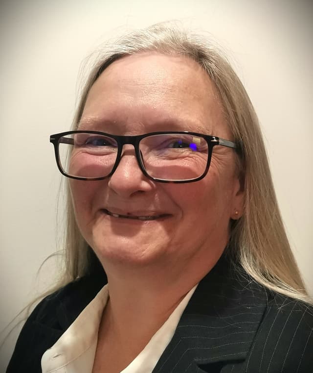 Ja.joll Y1 .1 Scaled